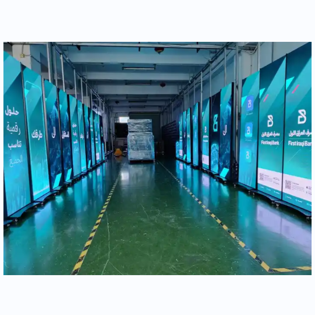 P2 P2.5 P3 স্ট্যান্ডিং লেড পোস্টার ফুল কালার আউটডোর কমার্শিয়াল অ্যাডভার্টাইজিং লেড ডিসপ্লে স্ক্রীন